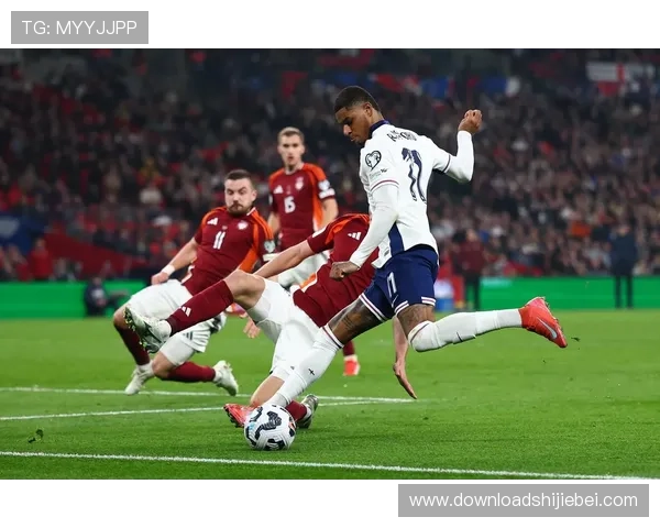 世界杯足球历届冠军：从历史到未来的足球荣耀传承